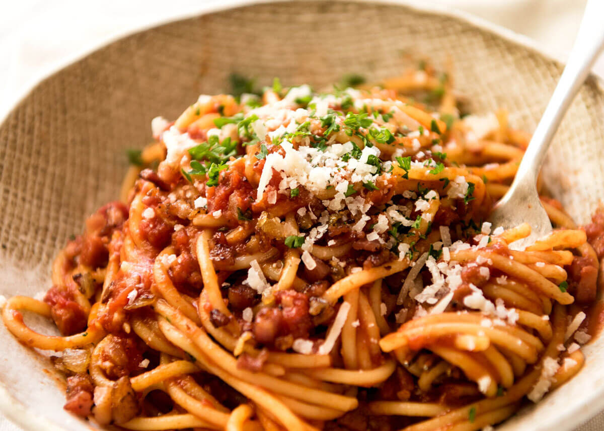 Spaghetti with Italian Link Sausage - Pete & Sams